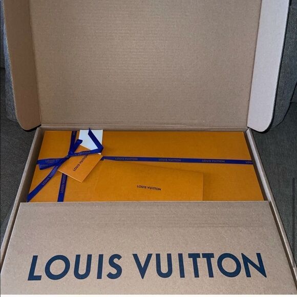 Authentic LOUIS VUITTON NEVERFULL MM - Picture 16 of 16